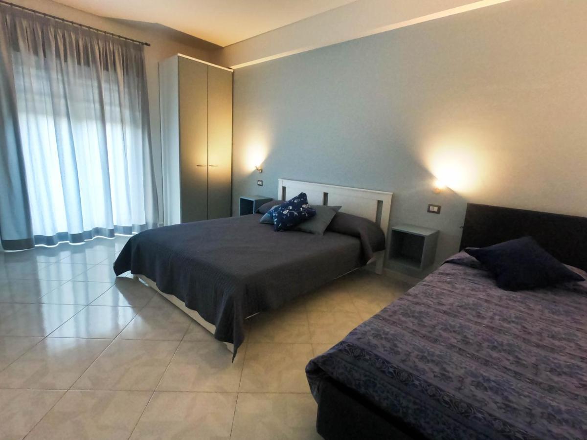 B&B Terra Di Miti Acireale Exterior photo