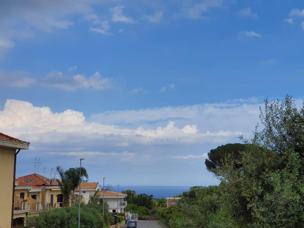 B&B Terra Di Miti Acireale Exterior photo
